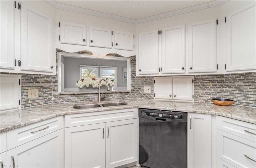 5508 Colonial RD-11