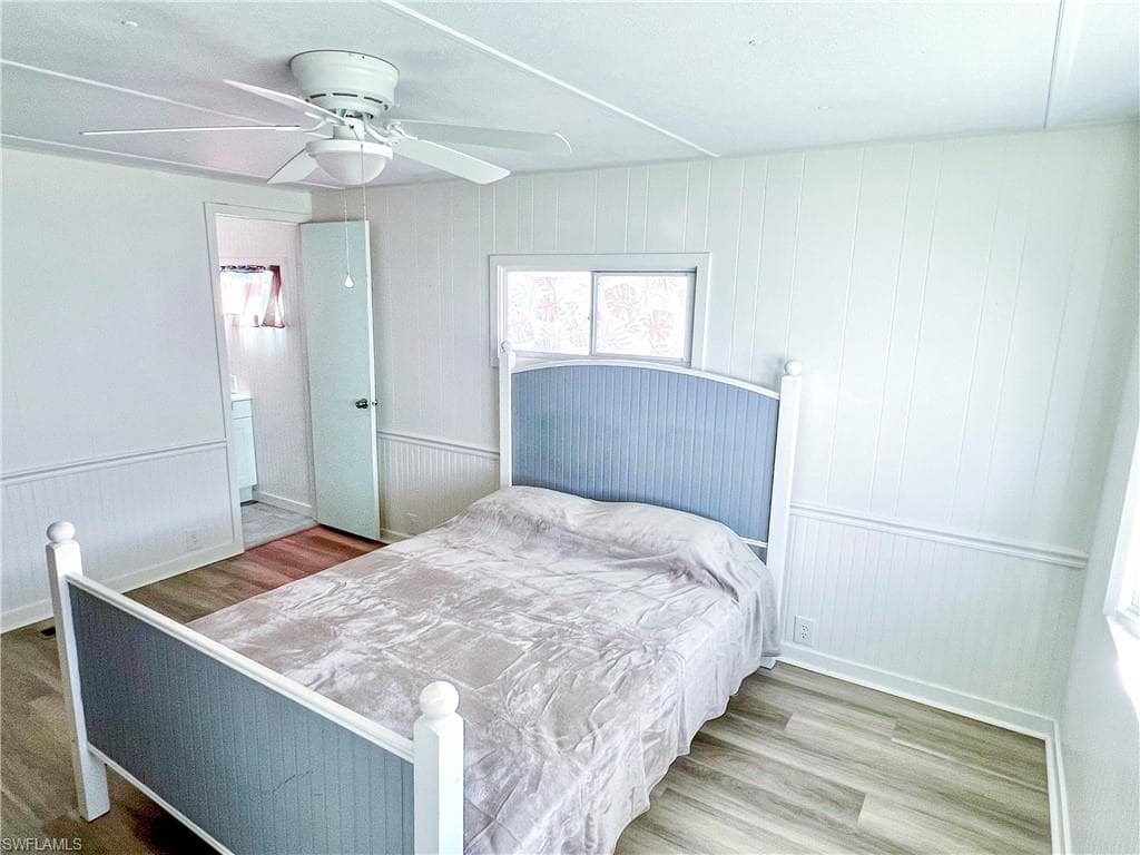 301 Dillard AVE-11