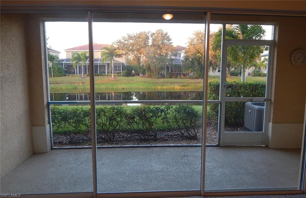1334 Weeping Willow CT-19