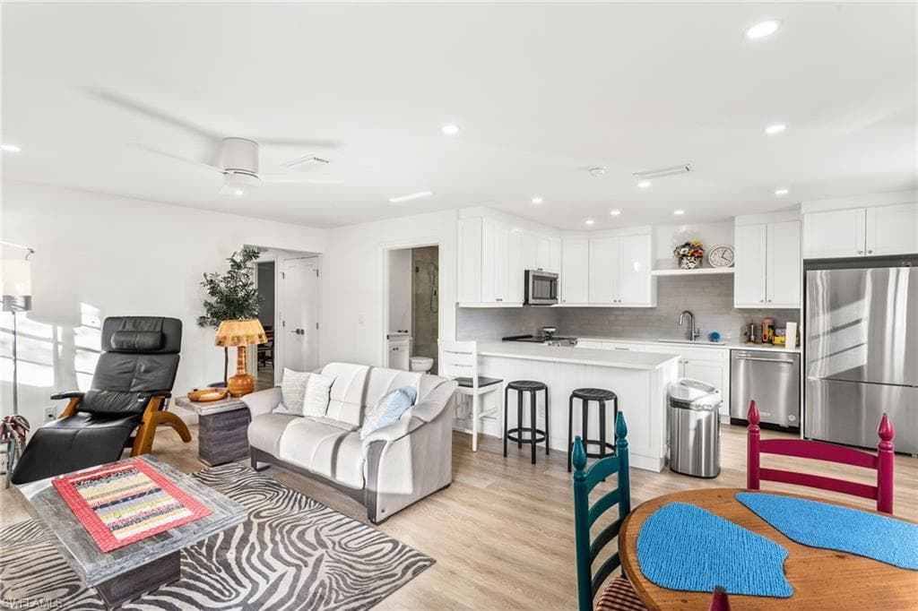 27682 Imperial River RD CH1-4