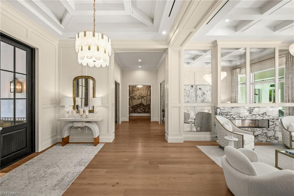 142 Eugenia DR-30