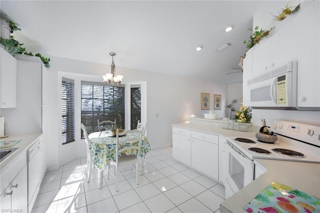 20161 Seagrove ST 108-7