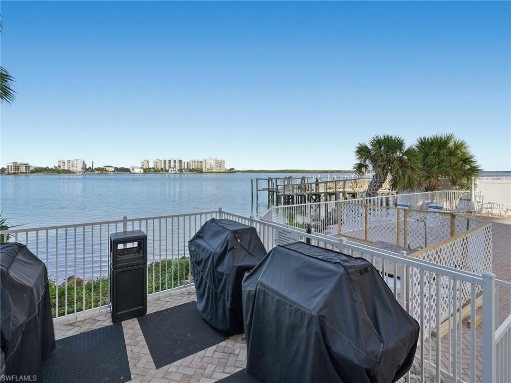 8701 Estero BLVD 201-20