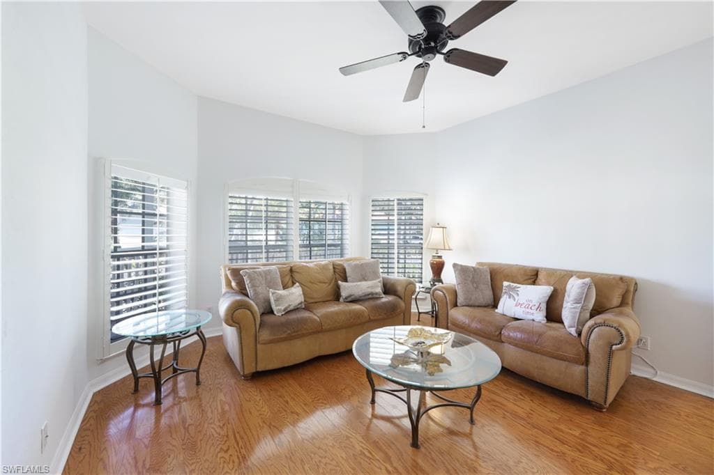 27160 Flamingo DR-26