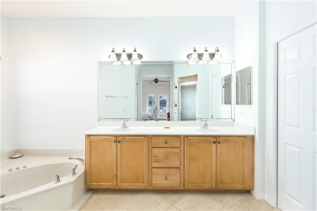27160 Flamingo DR-24