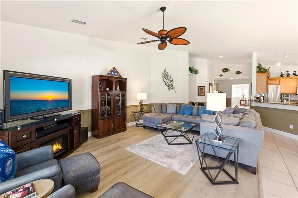 8401 Southbridge DR 2-9