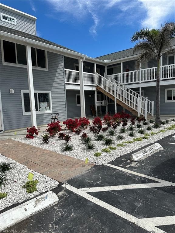 6151 Estero BLVD 3-2
