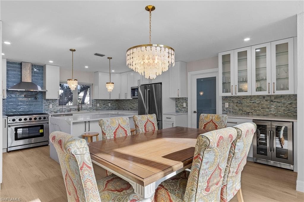 1543 San Carlos Bay DR-5