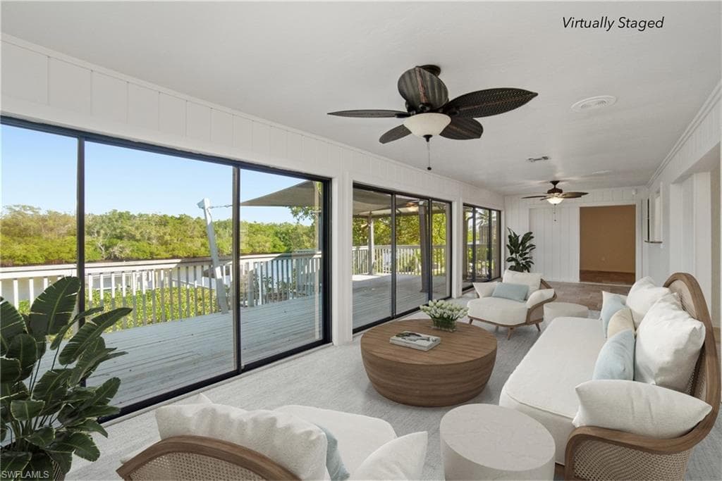 4986 Esplanade ST-3
