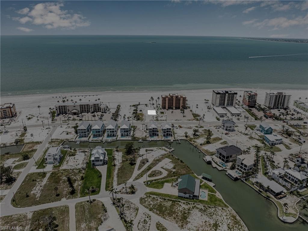 612 Estero BLVD-8