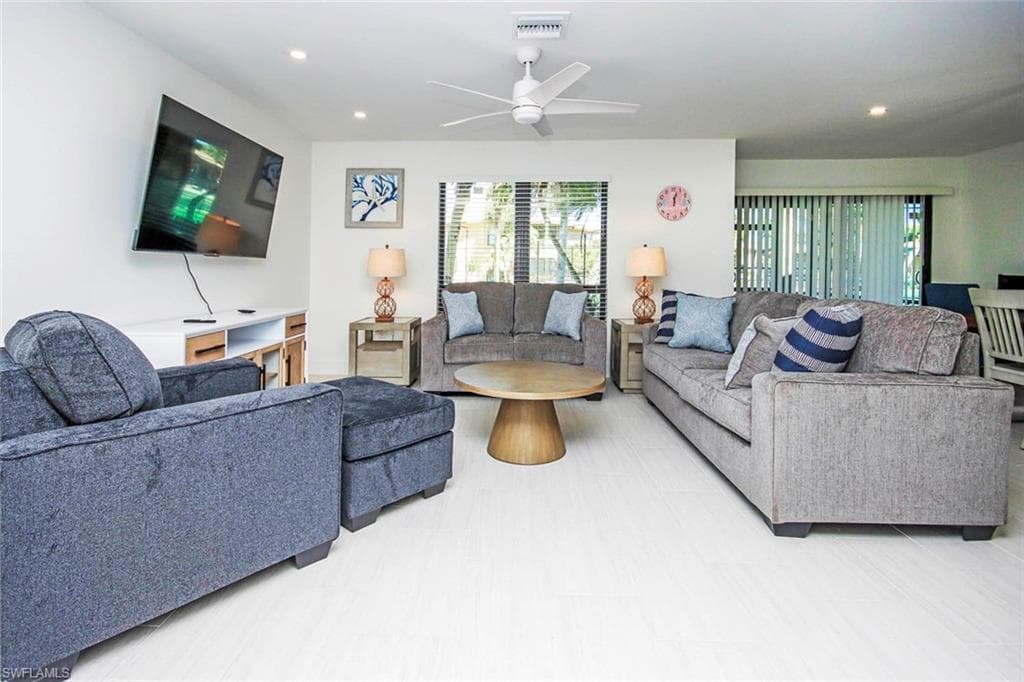 5117 Sea Bell RD E103-1