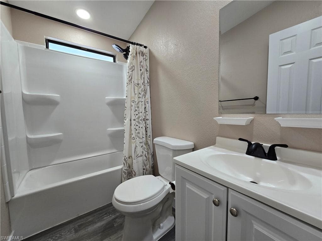 4701 Leilani LN-10