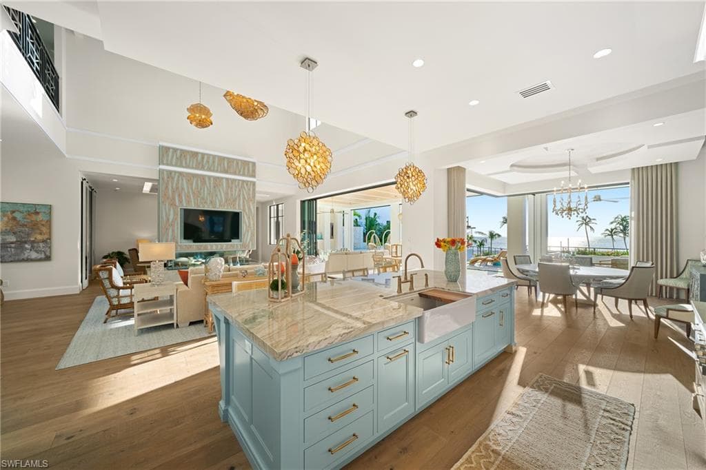 99 Saint Lucia LN-9