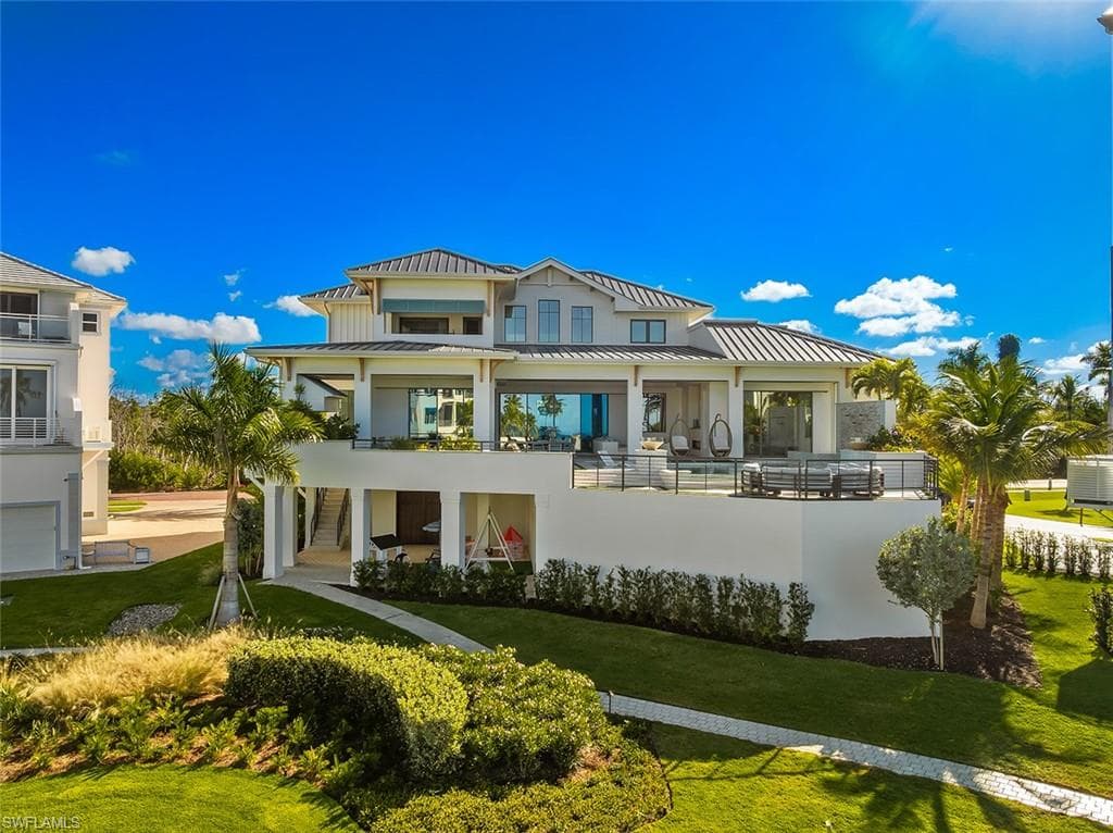 99 Saint Lucia LN-45
