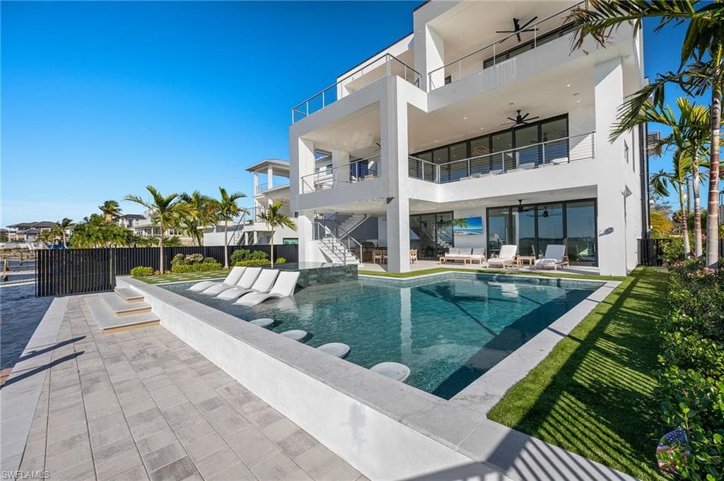 793 San Carlos DR-34