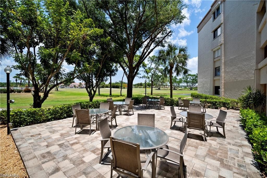 7430 Lake Breeze DR 402-19