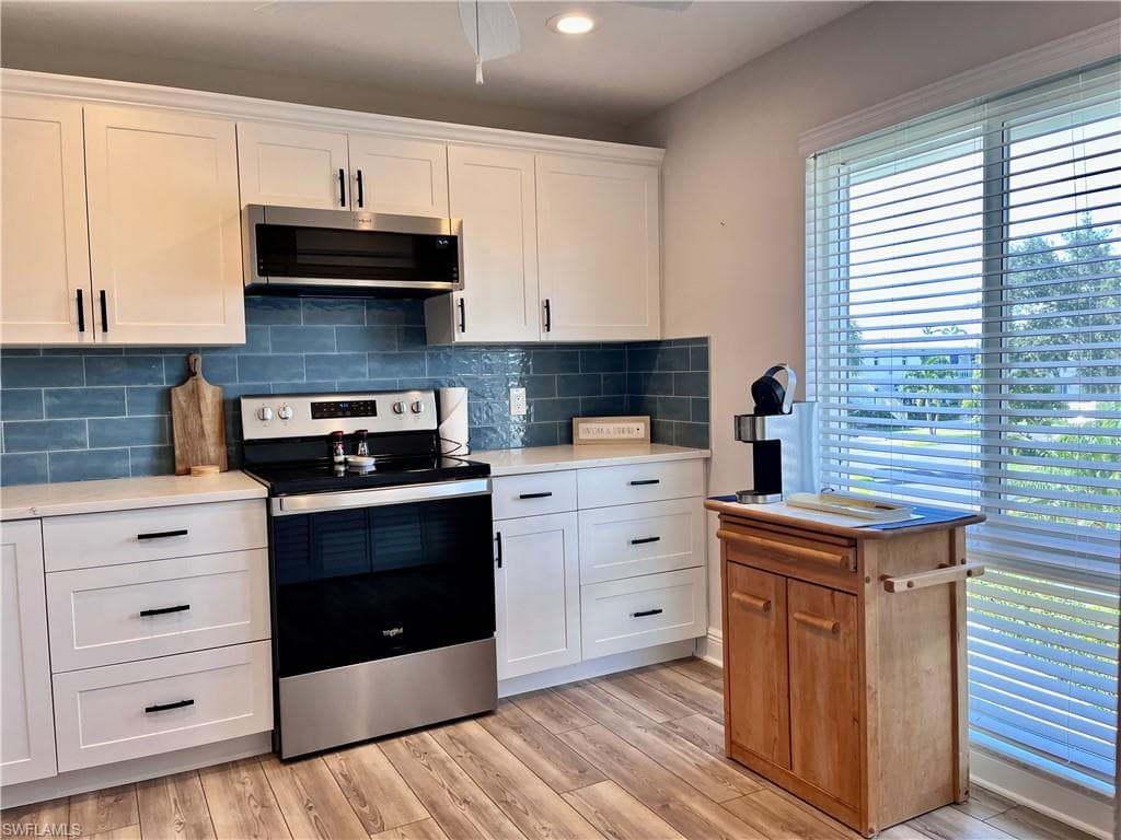 202 Peppermint LN 2-6
