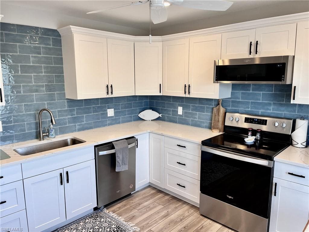 202 Peppermint LN 2-4