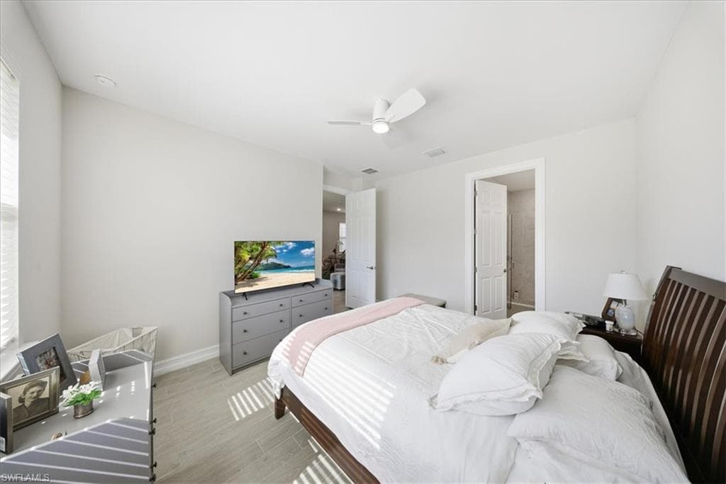 1074 Enbrook LOOP-19