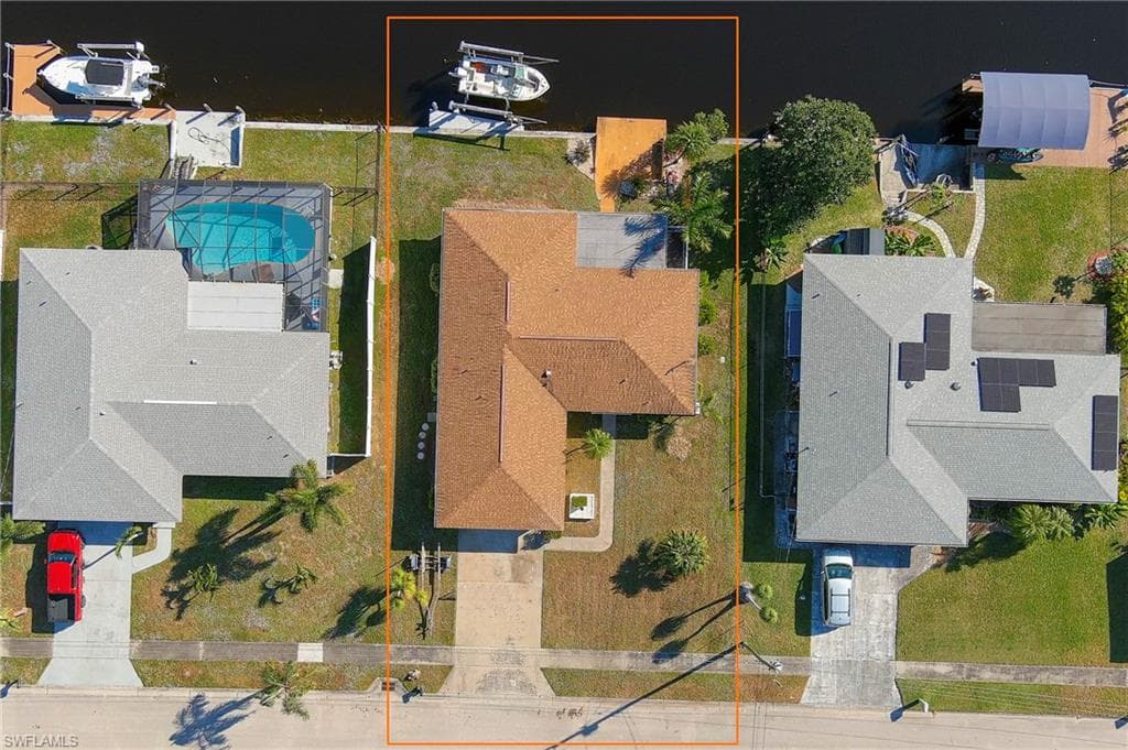 4548 Gulf AVE-33