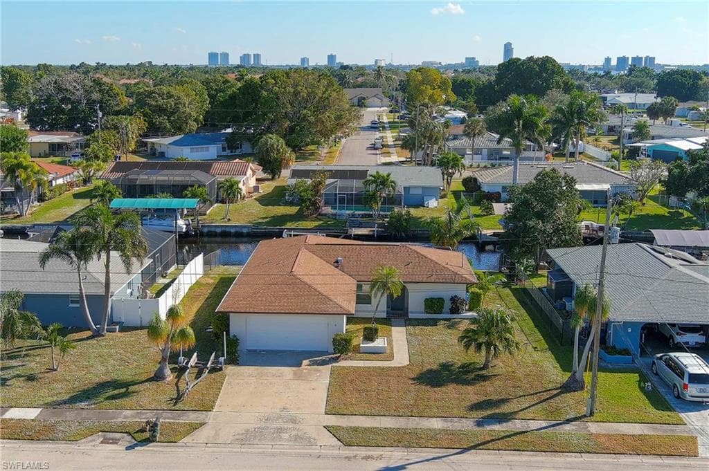 4548 Gulf AVE-35