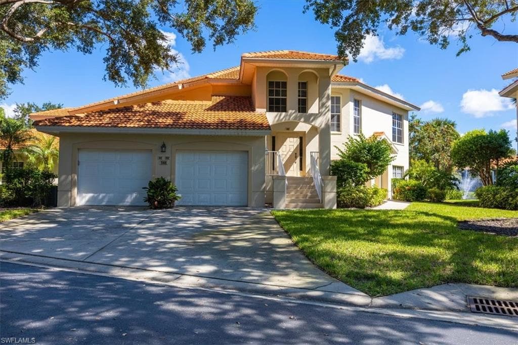 1144 Egrets Walk CIR 202-5
