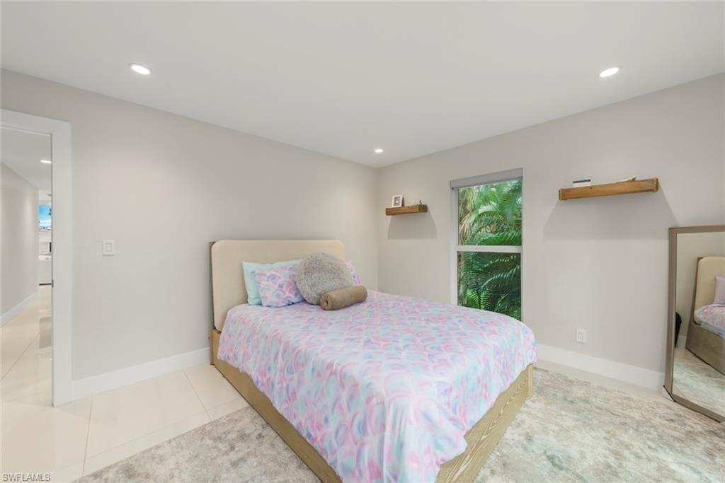 9455 Coventry CT-24