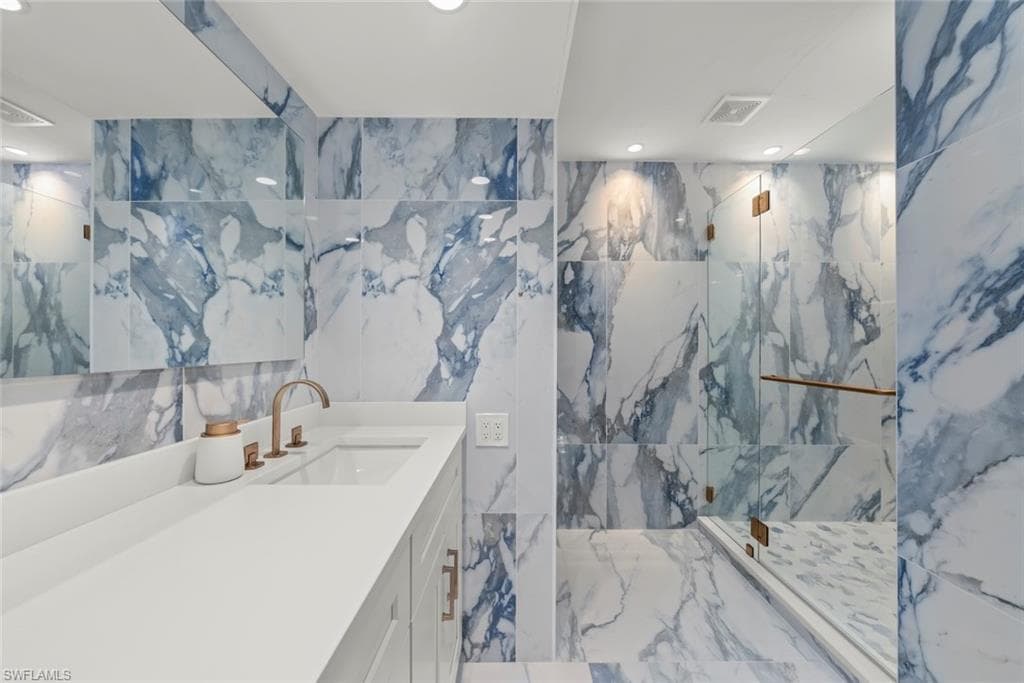 9455 Coventry CT-18