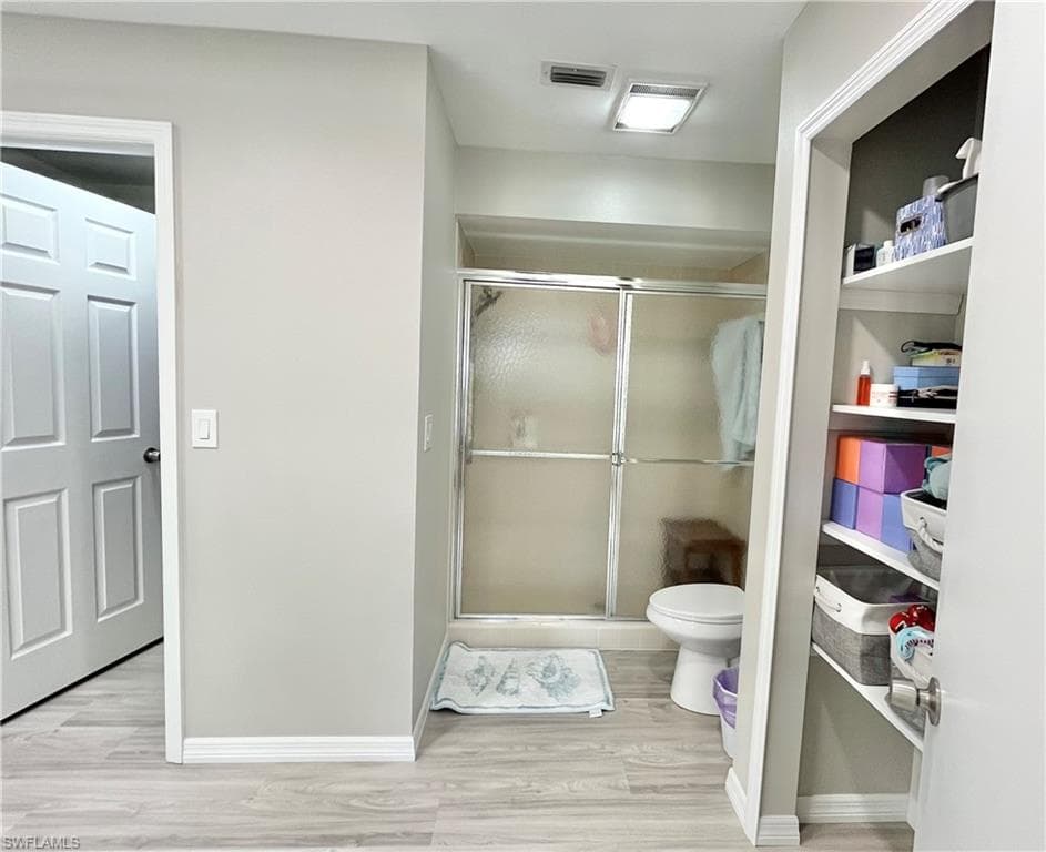 1254 Hazeltine DR-28