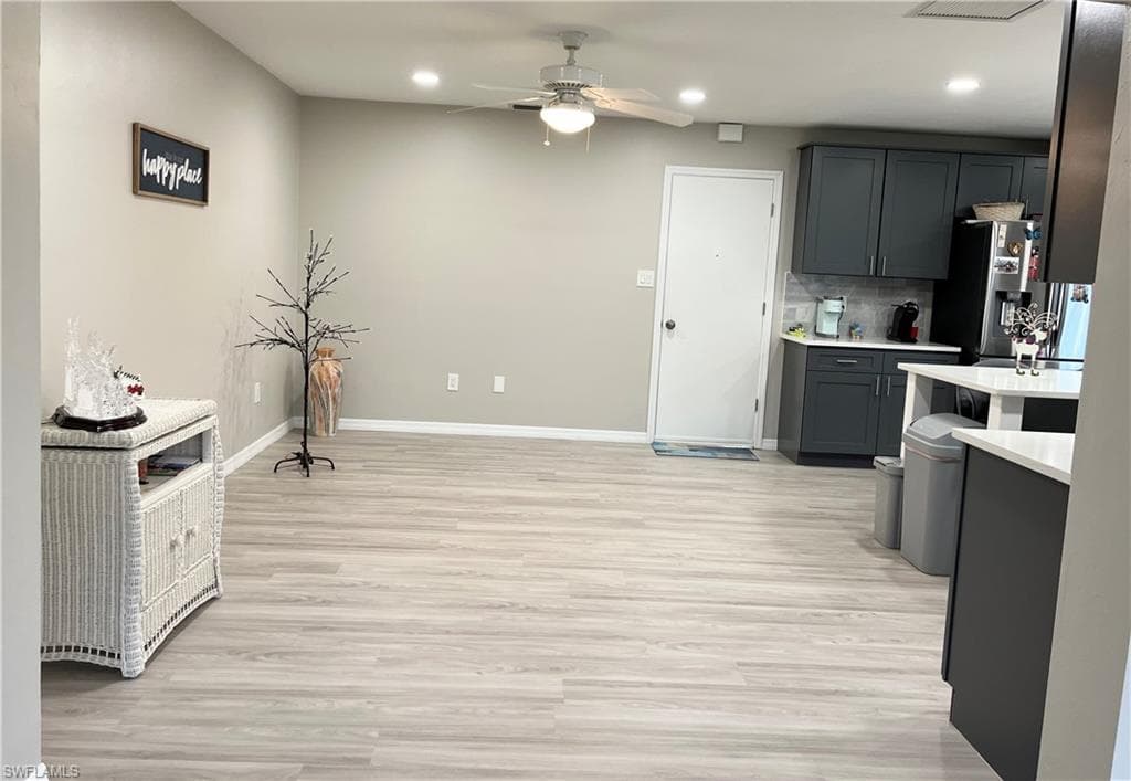 1254 Hazeltine DR-35
