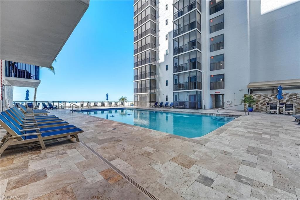 6612 Estero BLVD 703-9