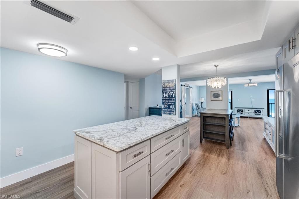 6612 Estero BLVD 703-25