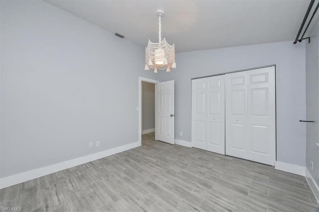 6161 Waxmyrtle WAY-13