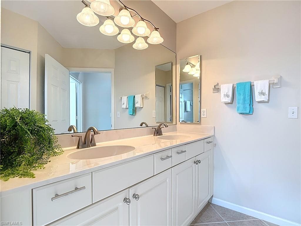 13140 Broadhurst LOOP 306-19