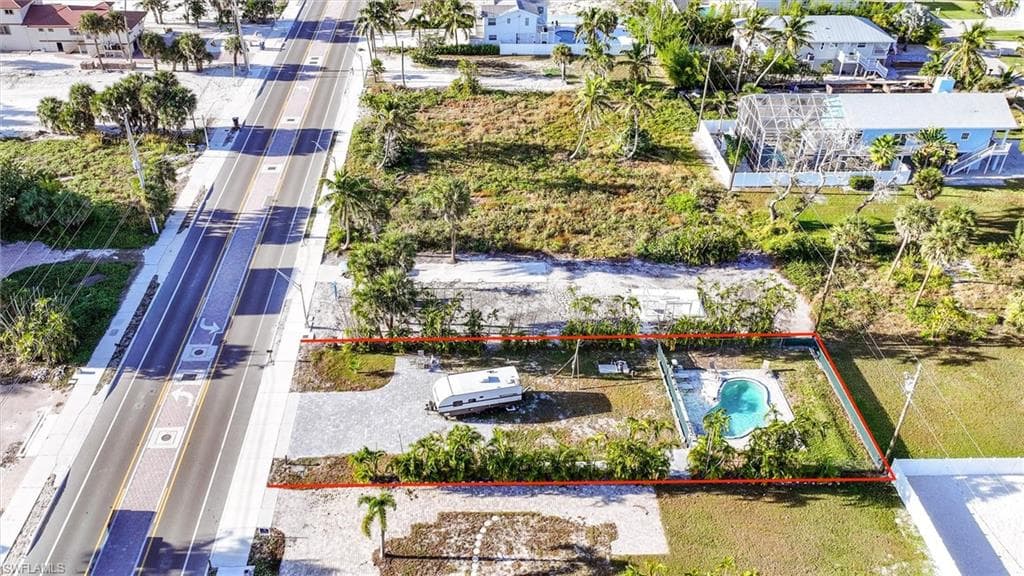 5863 Estero BLVD-15