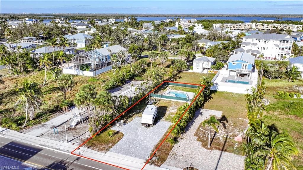 5863 Estero BLVD-4
