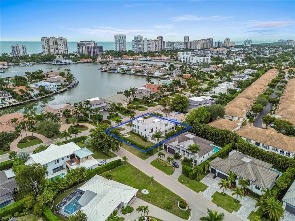 3800 Crayton RD-3
