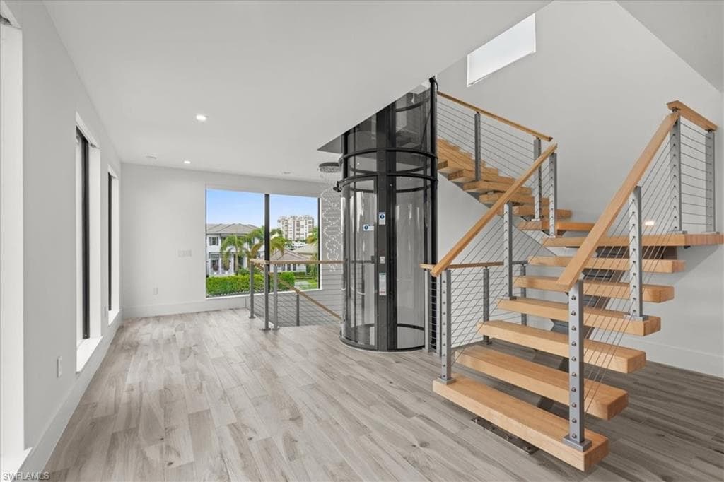 3800 Crayton RD-28