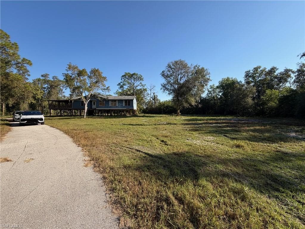 13761 Sophomore LN-1
