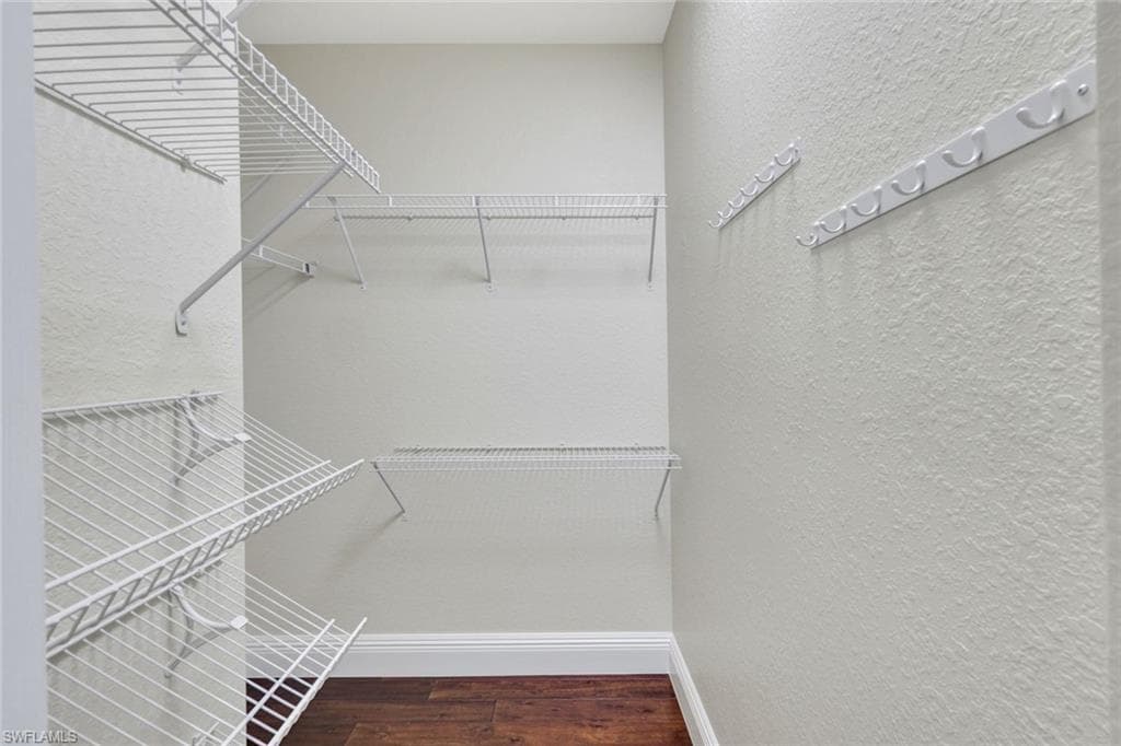 1345 Mariposa CIR 5204-24