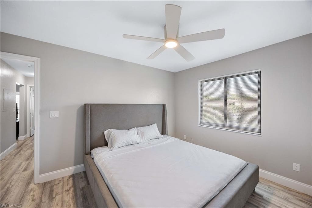 228 Fox Glen DR 3310-33