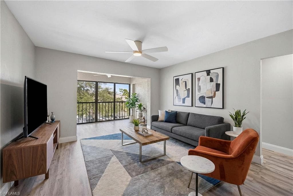 228 Fox Glen DR 3310-14