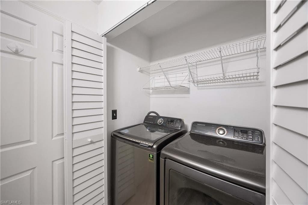 228 Fox Glen DR 3310-35