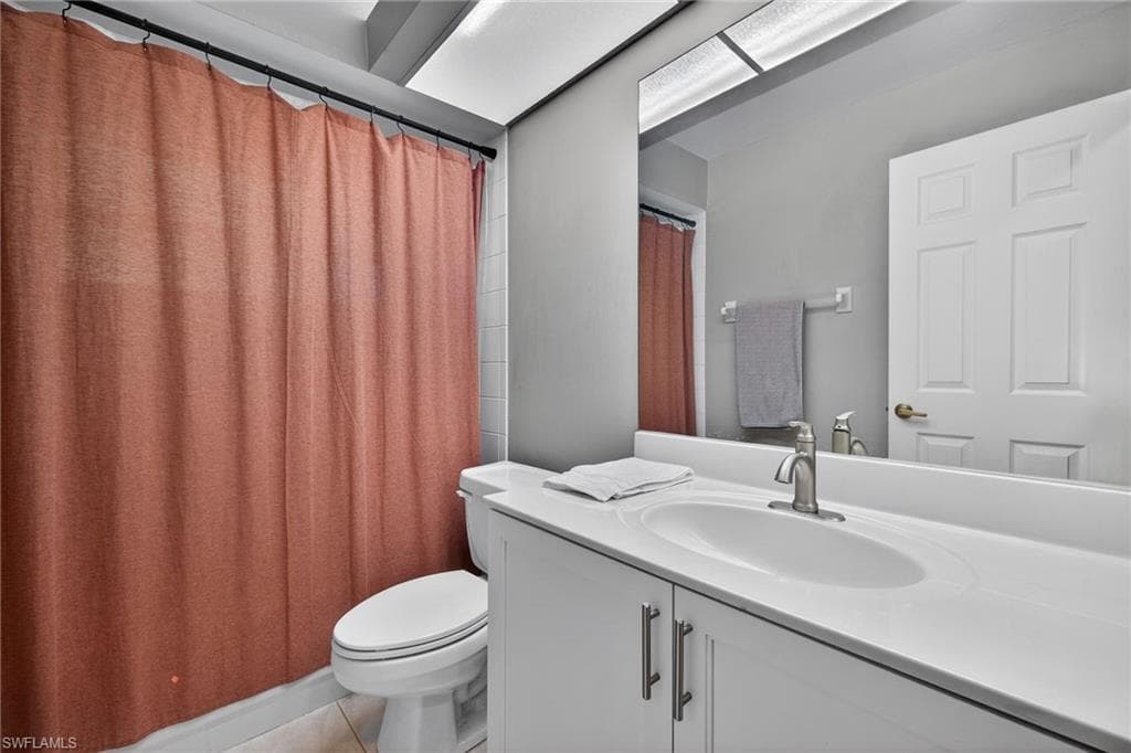 18015 Horseshoe Bay CIR-17