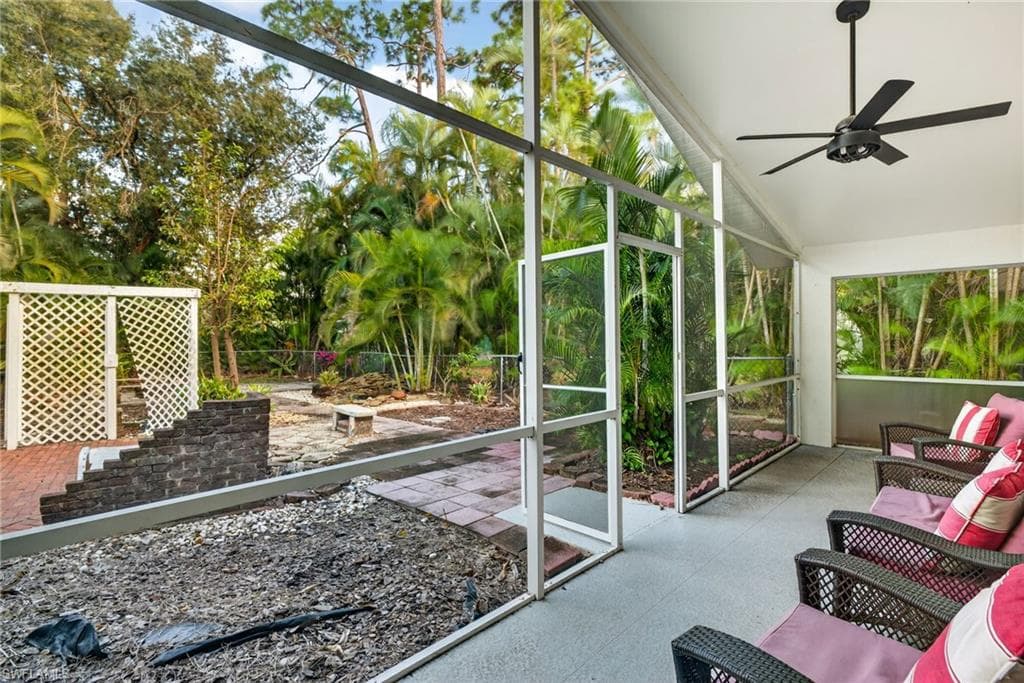 18015 Horseshoe Bay CIR-19