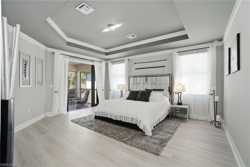 4654 Kensington CIR-13