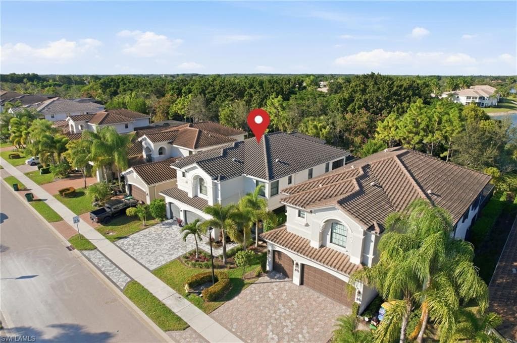 4654 Kensington CIR-32