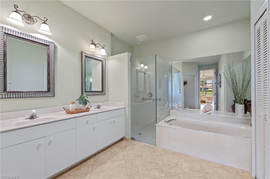 8583 Fairway Bend DR-22