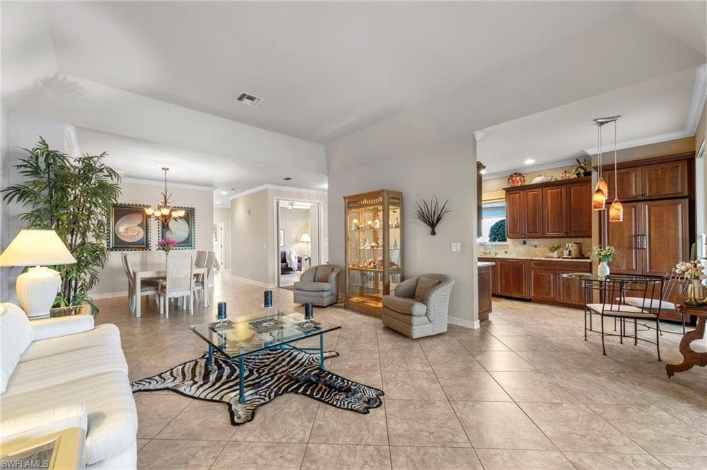 8583 Fairway Bend DR-10