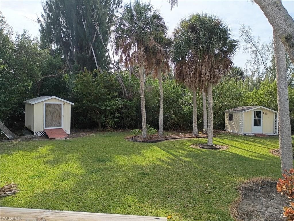 7867 Raymary ST-6